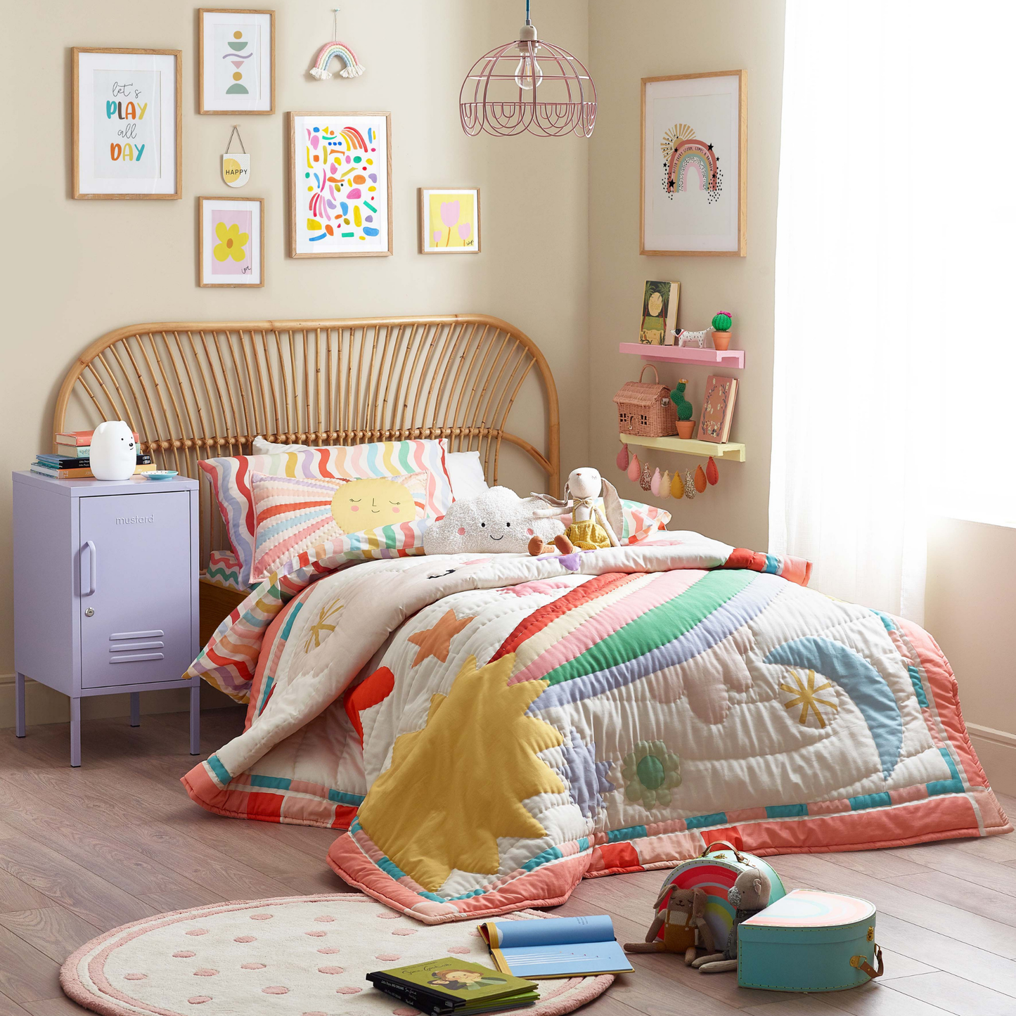 Happy Days Ultimate Single Bedding Set with Green Fitted Sheet, Wool Pillow & Duvet