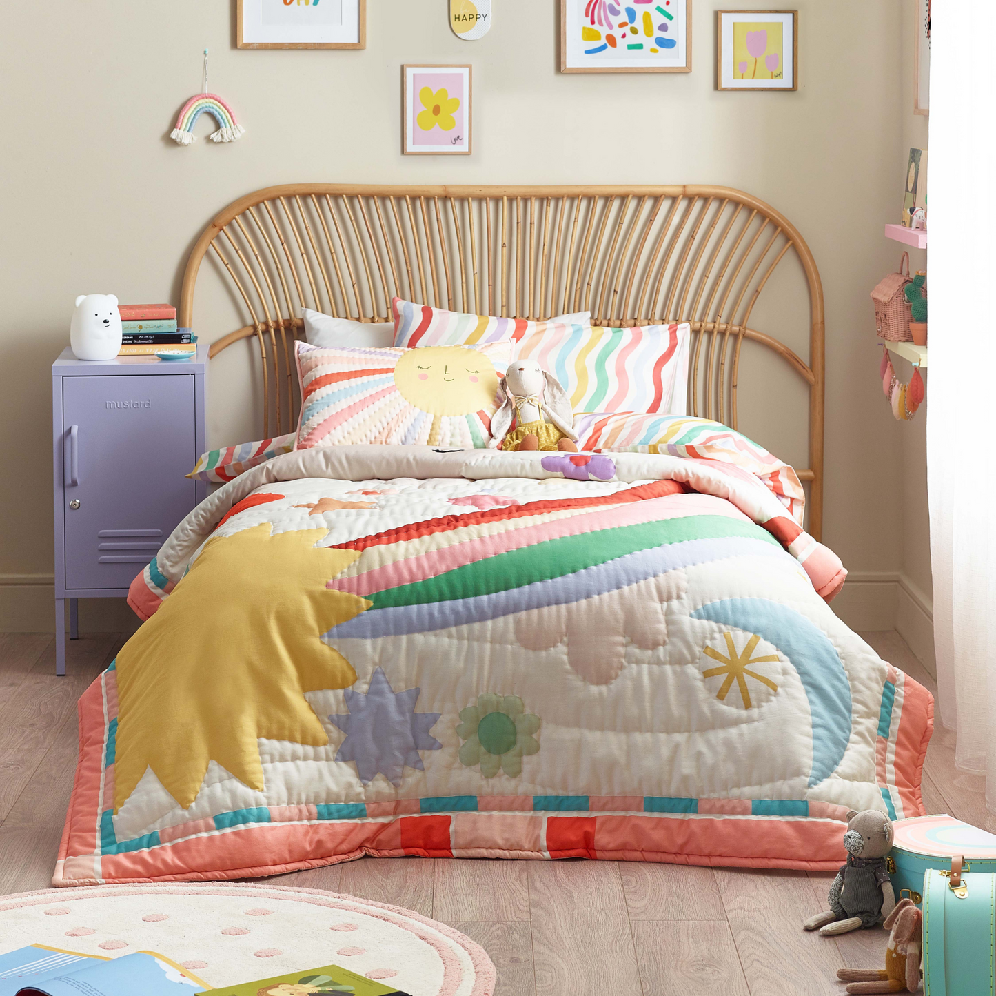 Happy Days Quilt - arriving early November