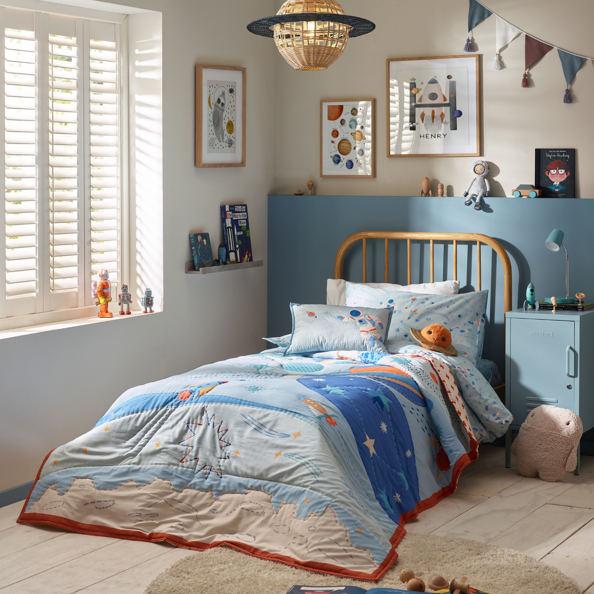 Space Ultimate Cotbed Bedding Set with Blue Fitted Sheet, Wool Pillow & Duvet