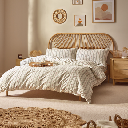 Ines Organic Cotton Duvet Cover Set – Olive