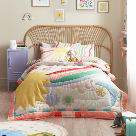 Happy Days Quilt - arriving early November